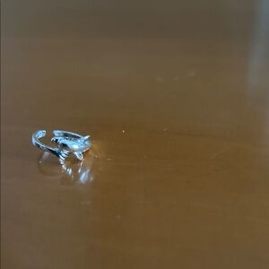 Elegant Silver Dolphin Toe Ring
